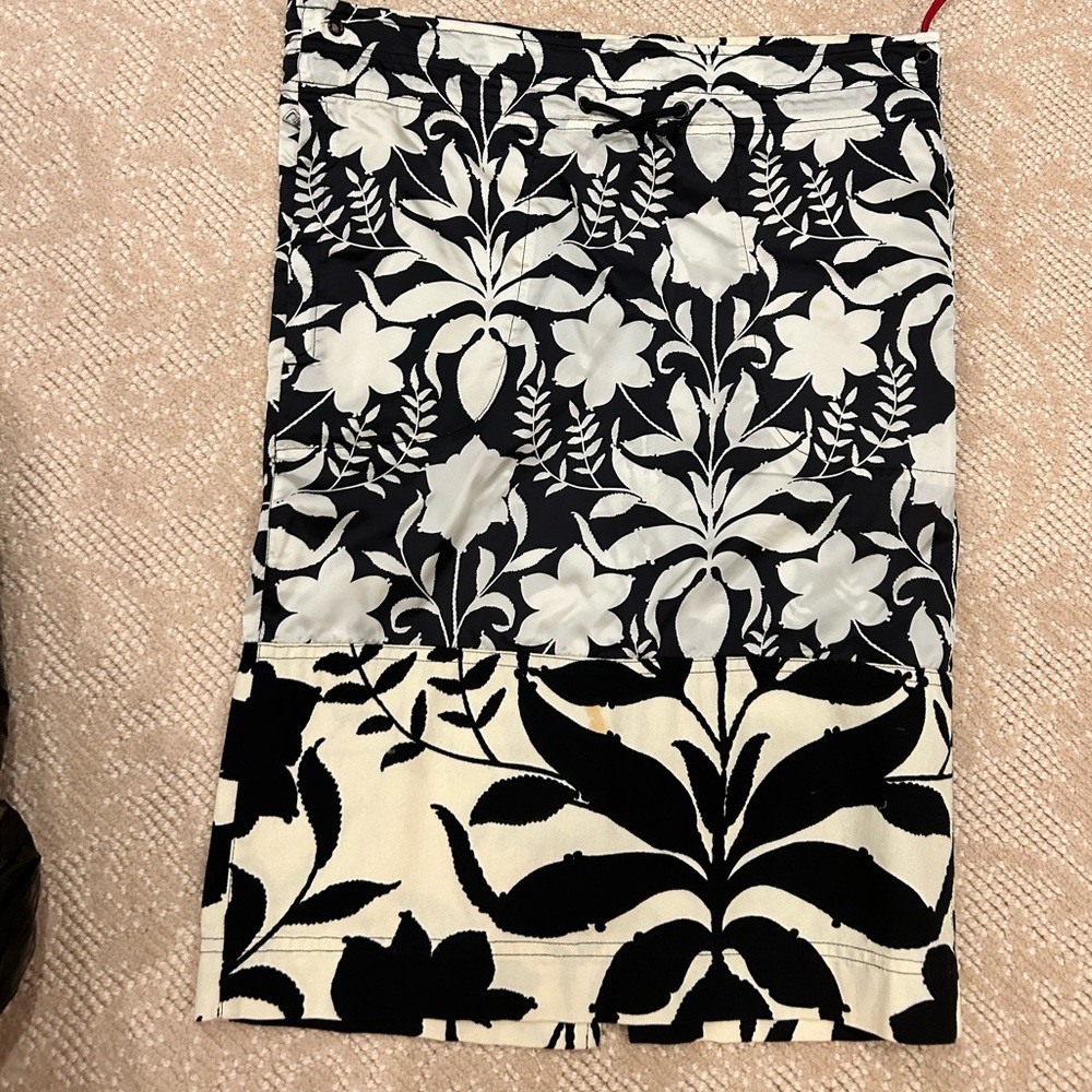 Prada Black and White Floral skirt